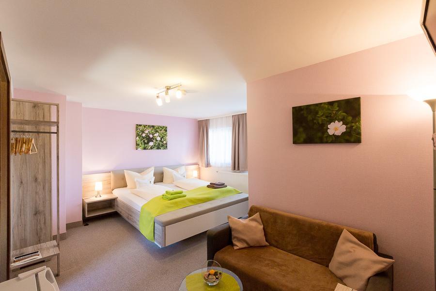 Kraeuterhotel Garni Zur Klostergrotte Nohra エクステリア 写真